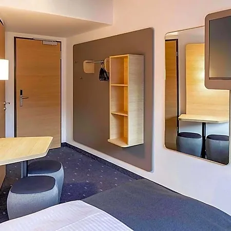 ホテル Muenchen-messe 3*