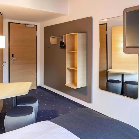 Hotel Muenchen-messe 3*